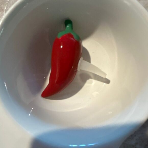 Faux NORA FLEMING Chili Pepper Plate Decoration - Picture 2 of 5